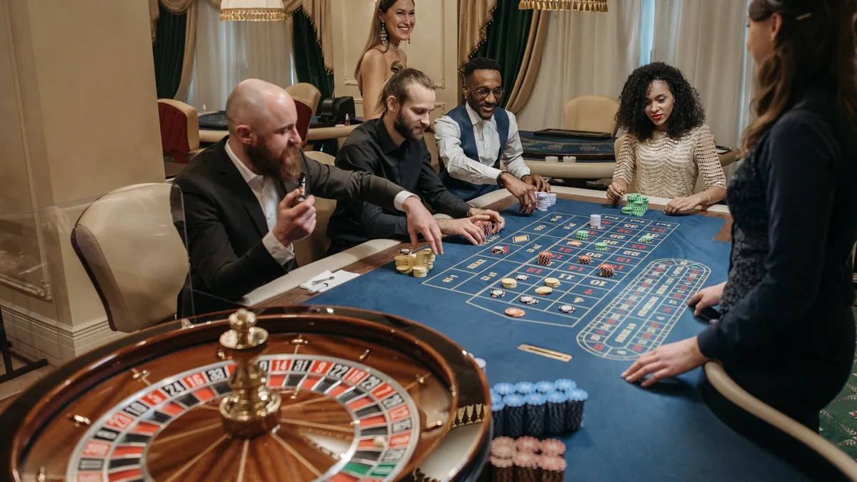 Ervaar de Perfecte Mix van Vakmanschap en Casino's Online